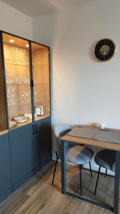 Apartament Between *